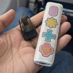 Cara Menyimpan Cartridge Pod yang Benar Saat Bepergian Menggunakan Pesawat